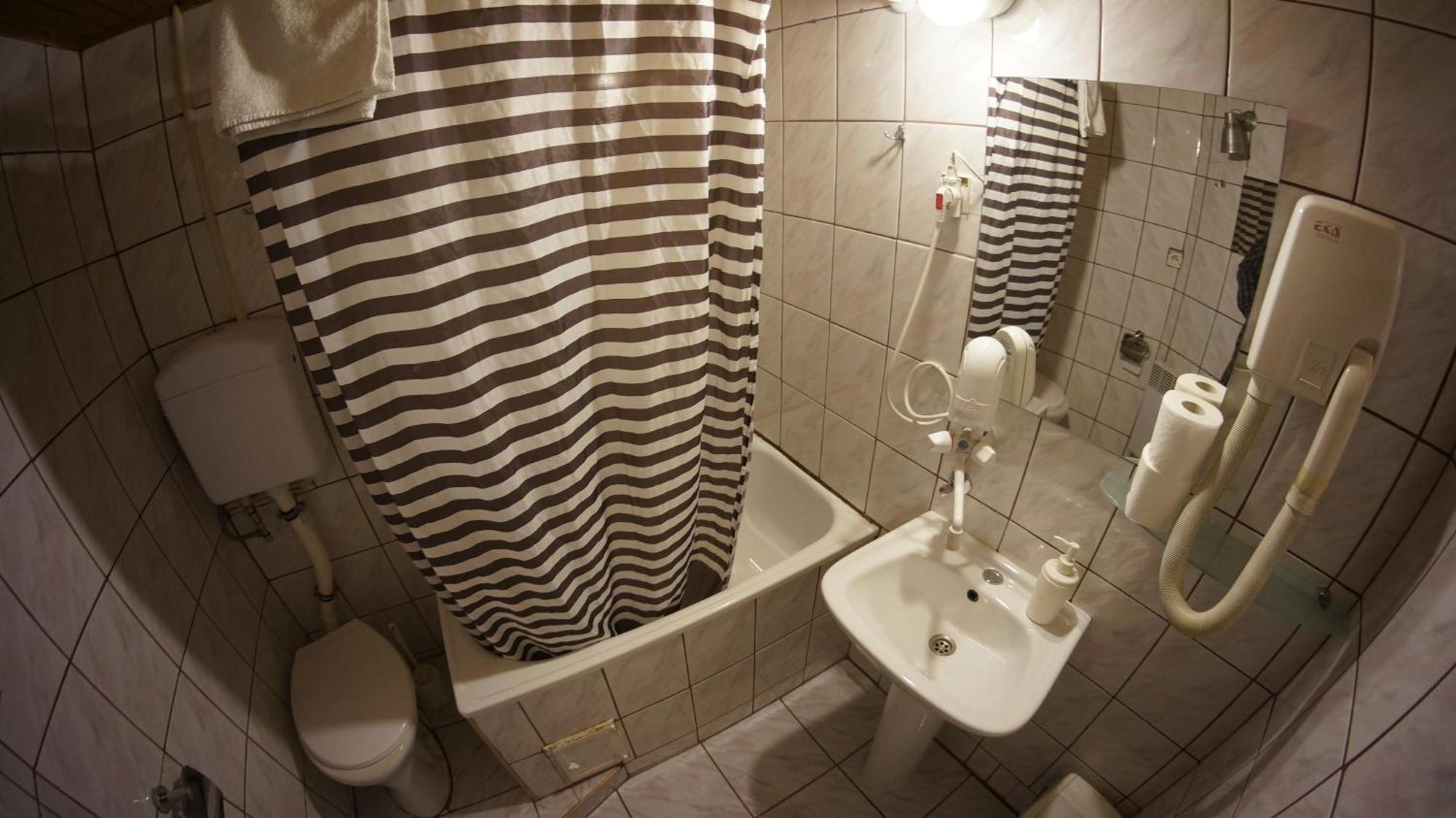 Metropolitan Apartments クラクフ エクステリア 写真